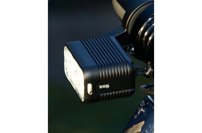 Knog Scheinwerfer Blinder X 2300 mit externem Akku 10'000 mAh