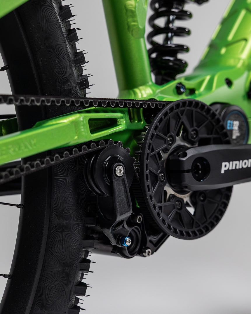 S16 MGU, Pinion MGU, 800Wh (1060 Wh optional)