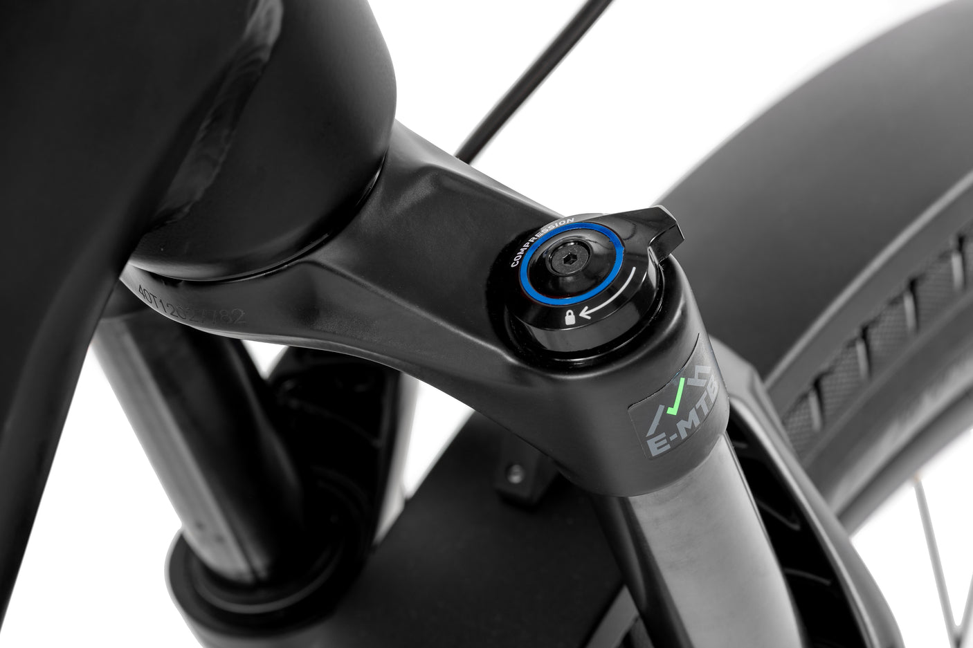 HNF XD4 Tout-Terrain AutomatiQ, Système Bosch CX Smart, 750 Wh