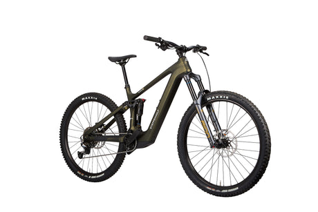 Steppenwolf Tundra 8 (2027)